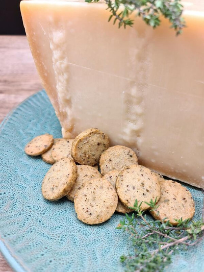 Produktfoto zu Parmesan Thymian Kekse