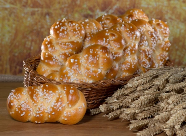 Produktfoto zu Brötchen Zopf ab 2 Stück