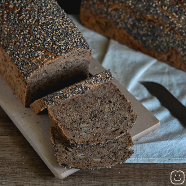 Produktfoto zu Korn & Co Brot VK 1000g (Monatsbot) vegan