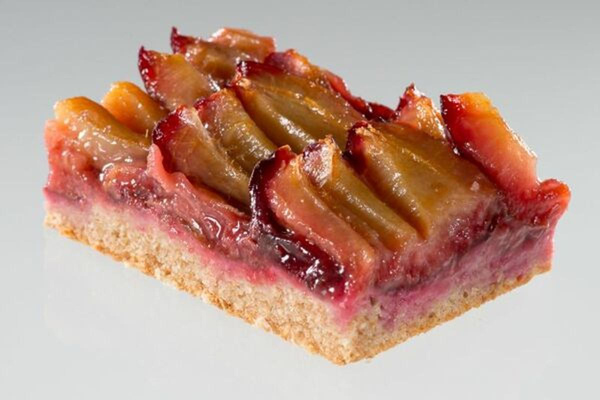 Produktfoto zu Pflaumen Kuchen 1x2 Stück